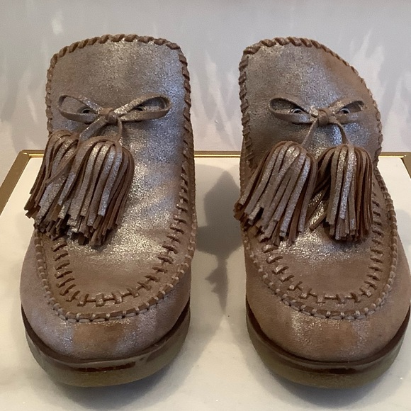 Martha Stewart metallic loafers with comfy shearling lining. Cozy! - Picture 2 of 4